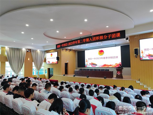 图3 徐艺容老师授课.jpg