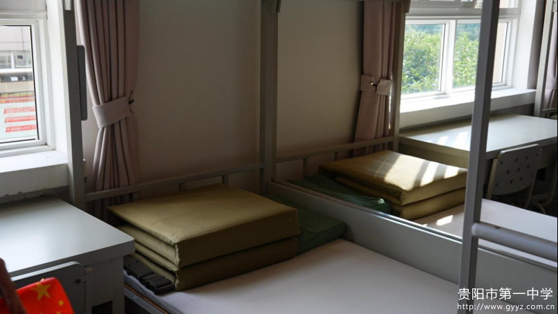 3.0国防教育砺青春 军旅体验筑梦想——贵阳一中师生代表赴驻地某部开展军营开放日研学548.png