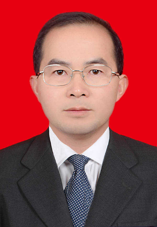 11杨光 办公室主任.jpg